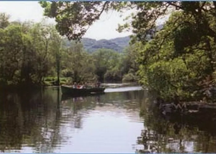 Hillcrest Farmhouse Laune Bridge